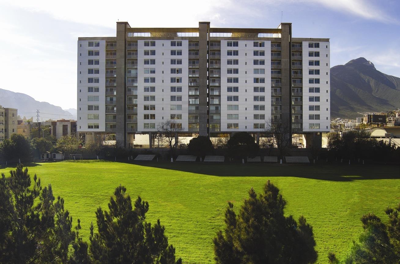 Torre Platinum